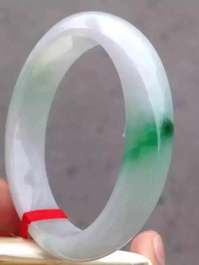 翡翠微商营销技巧,翡翠营销软文在哪里推广好