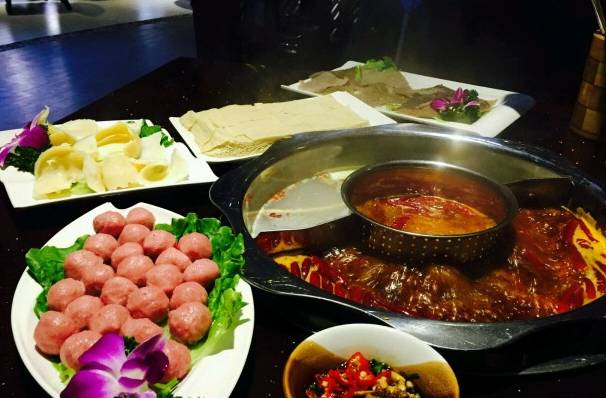 南宁火锅店推荐5-6人西乡塘区,南宁火锅店包厢排名前十名