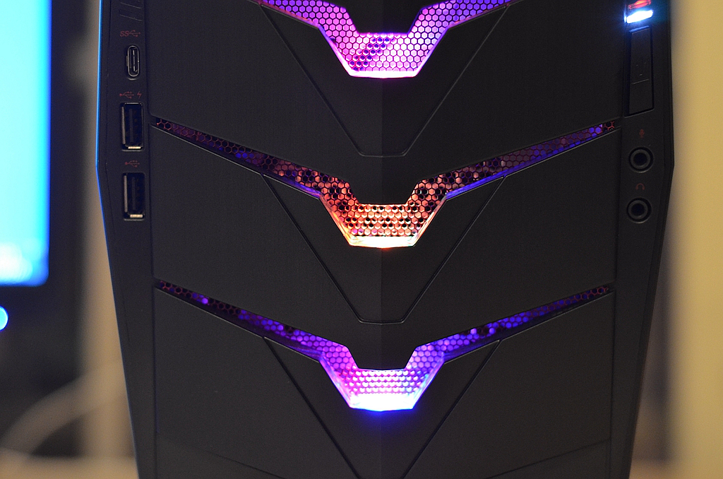 微星宙斯盾是最牛的单机吗,微星宙斯盾开机