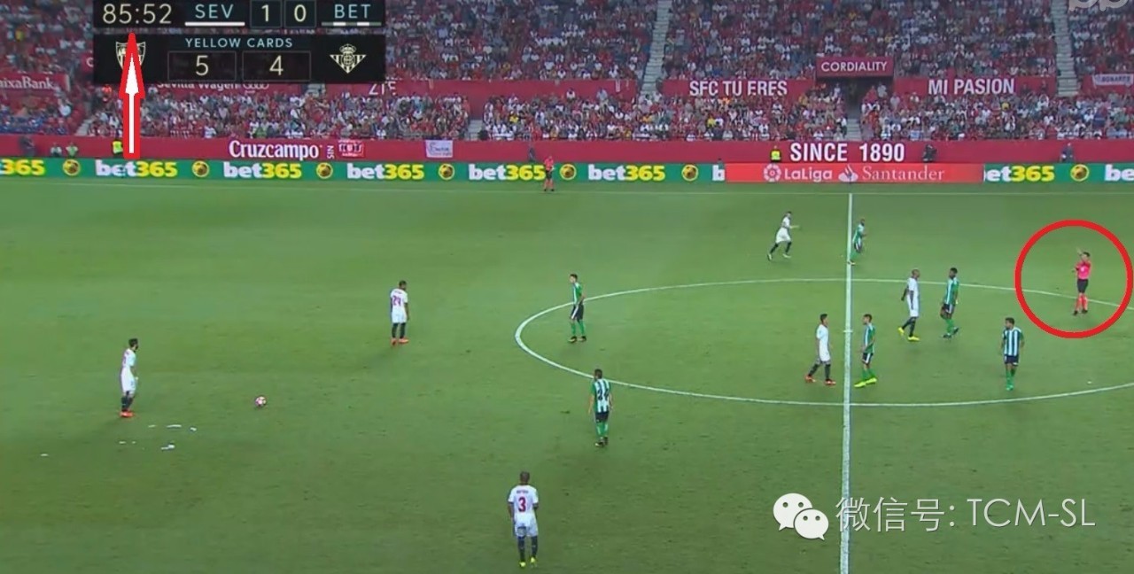 主裁判怎么和球员沟通,球员冲突裁判为什么不会阻止