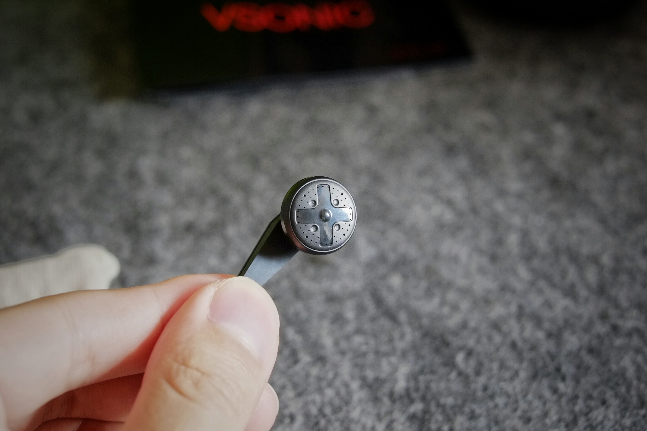 如此成人化的命名，想不到这条国产“睡眠耳机”实际是这样子的