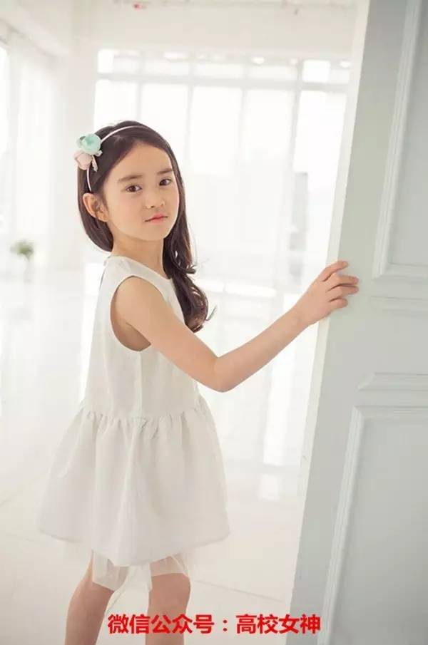 林允儿以前到现在的变化,林允儿早期的视频