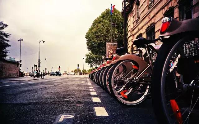 有一种恋爱叫军恋,有一种爱情叫青春小说