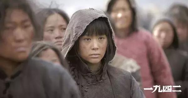 看《追凶者也》后,被这位献出了福利的妹子迷住了!