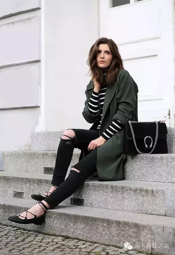 女生手中包包值多少钱看看反应就知道了