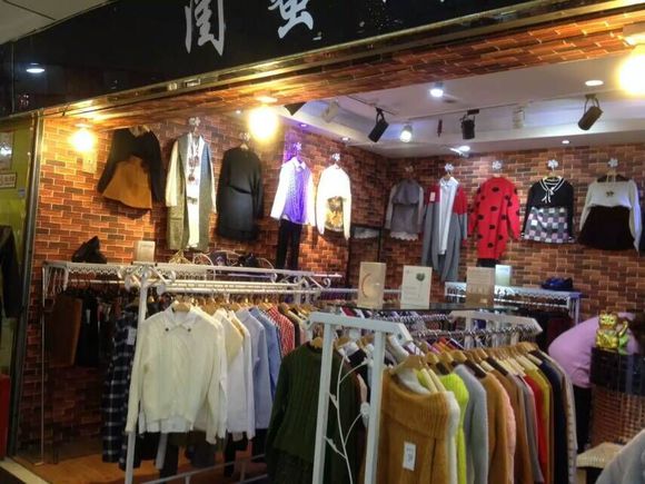 记录农村女孩出来打工的十年,记录创业女人的真实生活