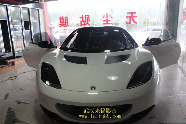 武汉汽车贴太阳膜,武汉汽车贴内饰膜