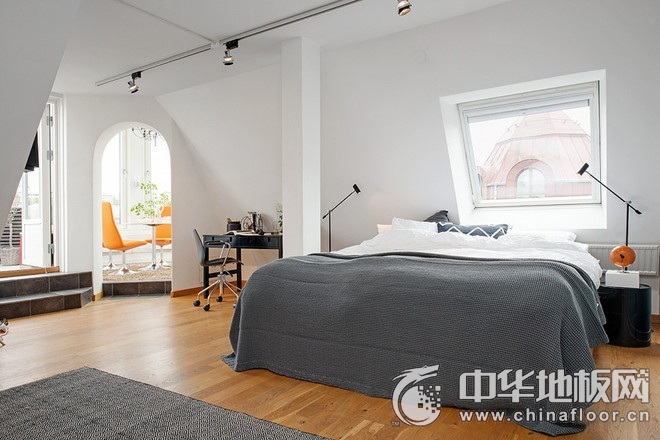 负离子地板砖的优缺点,负离子地板和普通地板区别