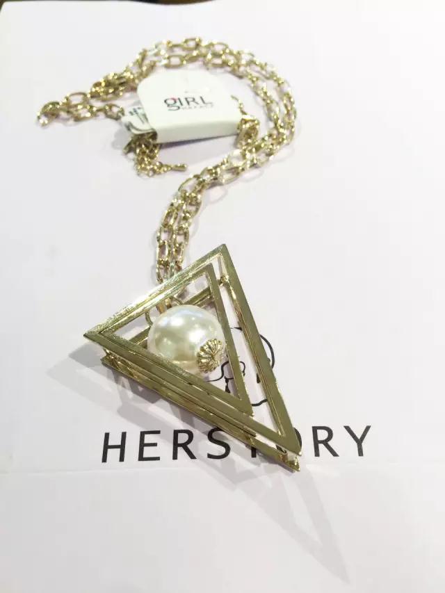 种草一个韩国买手制饰品品牌｜HAFACEGIRL