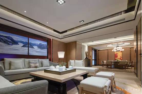 重划西北富人的居住格局，也就它敢这样说