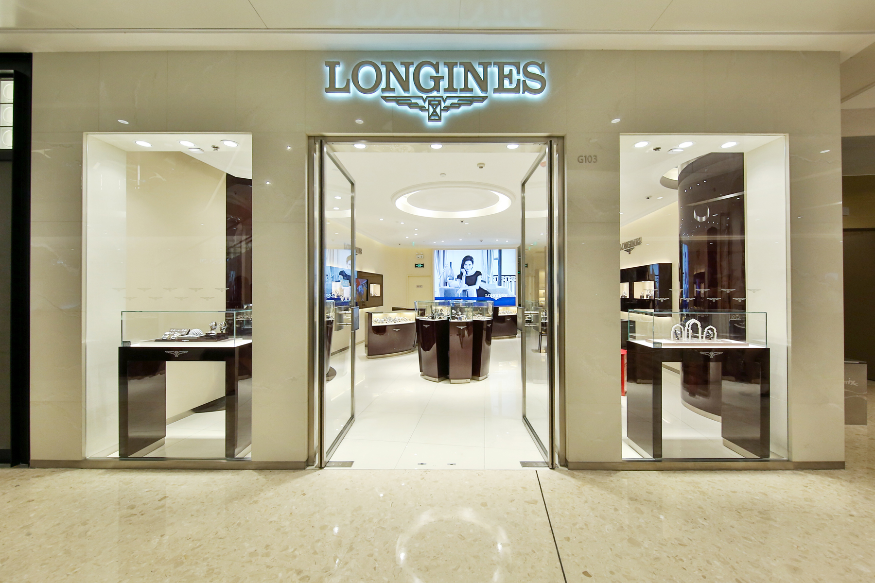 林志玲款浪琴表 (林志玲代言浪琴表心月系列解读)