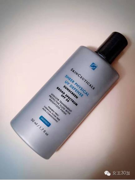 去旅行带什么护肤,出游化妆包便携