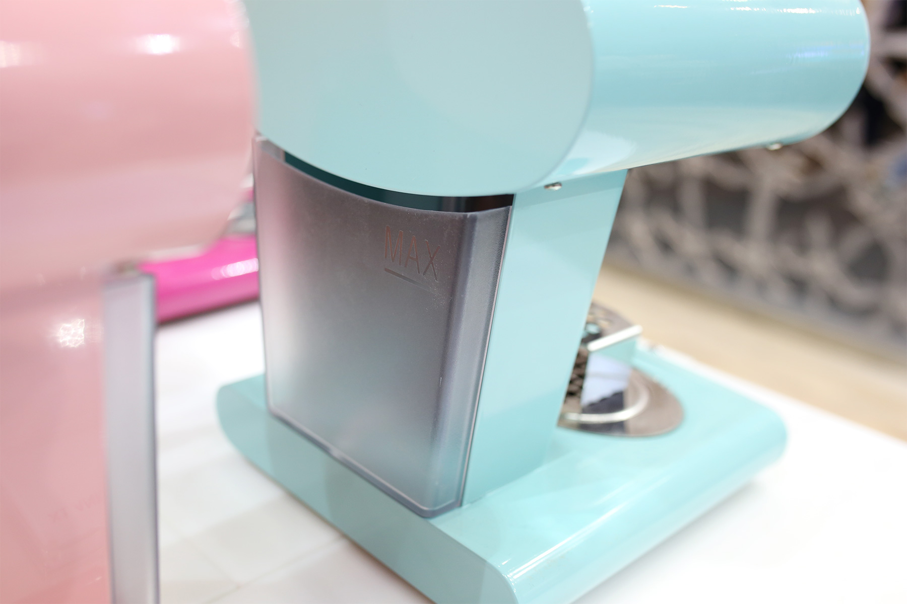 用意大利式的复古illy带来时光微醺的好咖啡