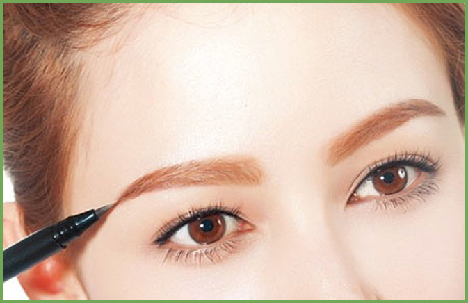 眉妆技巧,今年最流行的三种眉妆