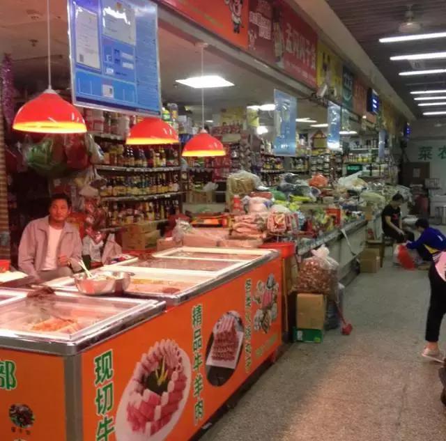 生活在乡间是幸福,生活在忙忙碌碌中也是一种快乐