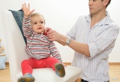 婴儿手脚冰凉捂热的方法,宝宝手脚发凉捂热一会就凉怎么办