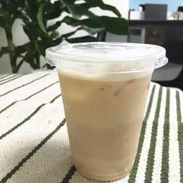 肉测711、全时、全家的24种零食，好不好吃一看就晓得