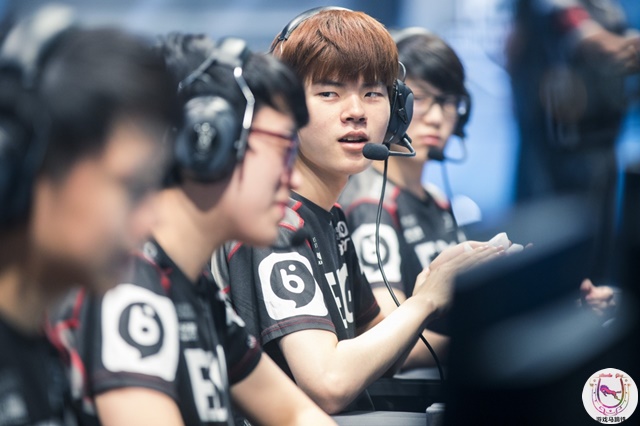 s6中国队止步八强,s6发生了什么事啊