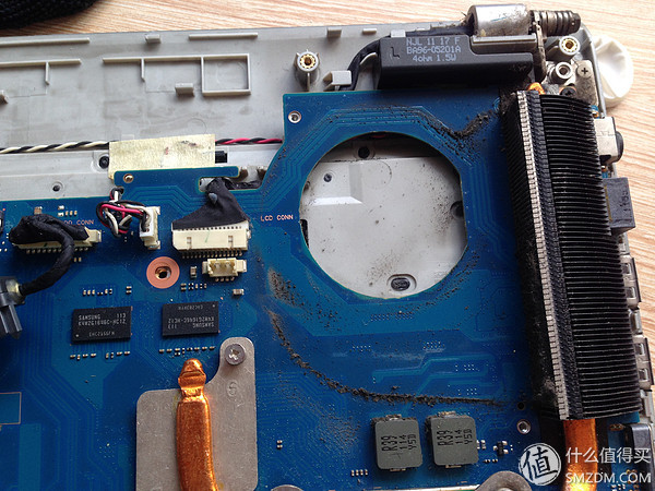 三星rv515笔记本拆机教程,三星rv420笔记本清灰