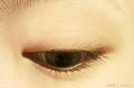 新手学化妆必备品和步骤,程十安推荐的新手化妆步骤