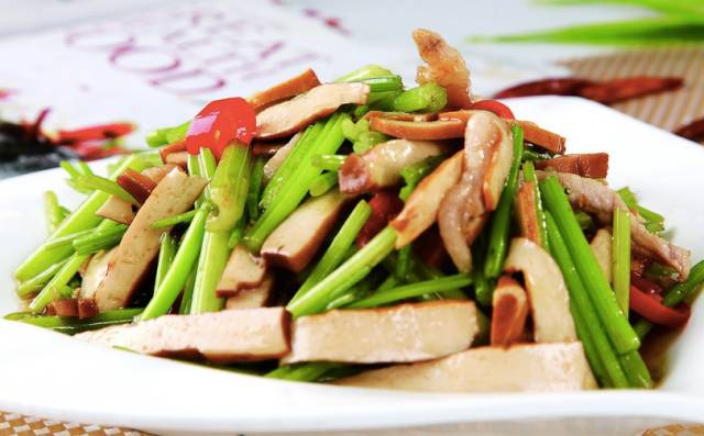 什么钙片适合青年人吃更容易吸收,天然博士儿童钙片10-15岁成长钙片