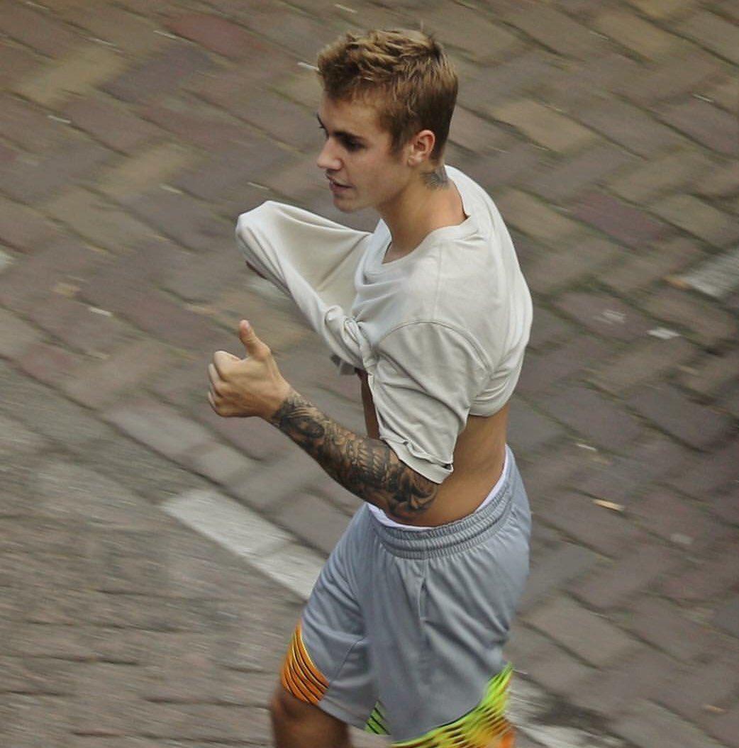 小贾斯汀综艺节目,小贾斯汀比伯街头