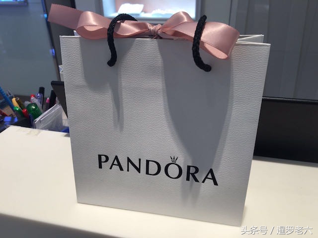 泰国曼谷哪里商场买珠宝有保障,泰国曼谷珠宝首饰