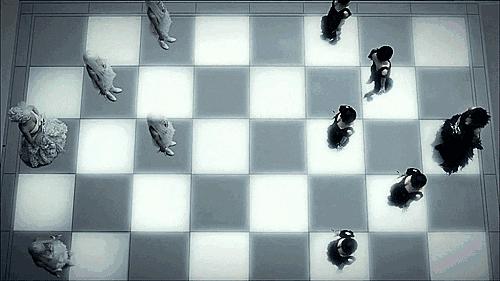 2023春夏时装周mcqueen,mcqueen经典衣服