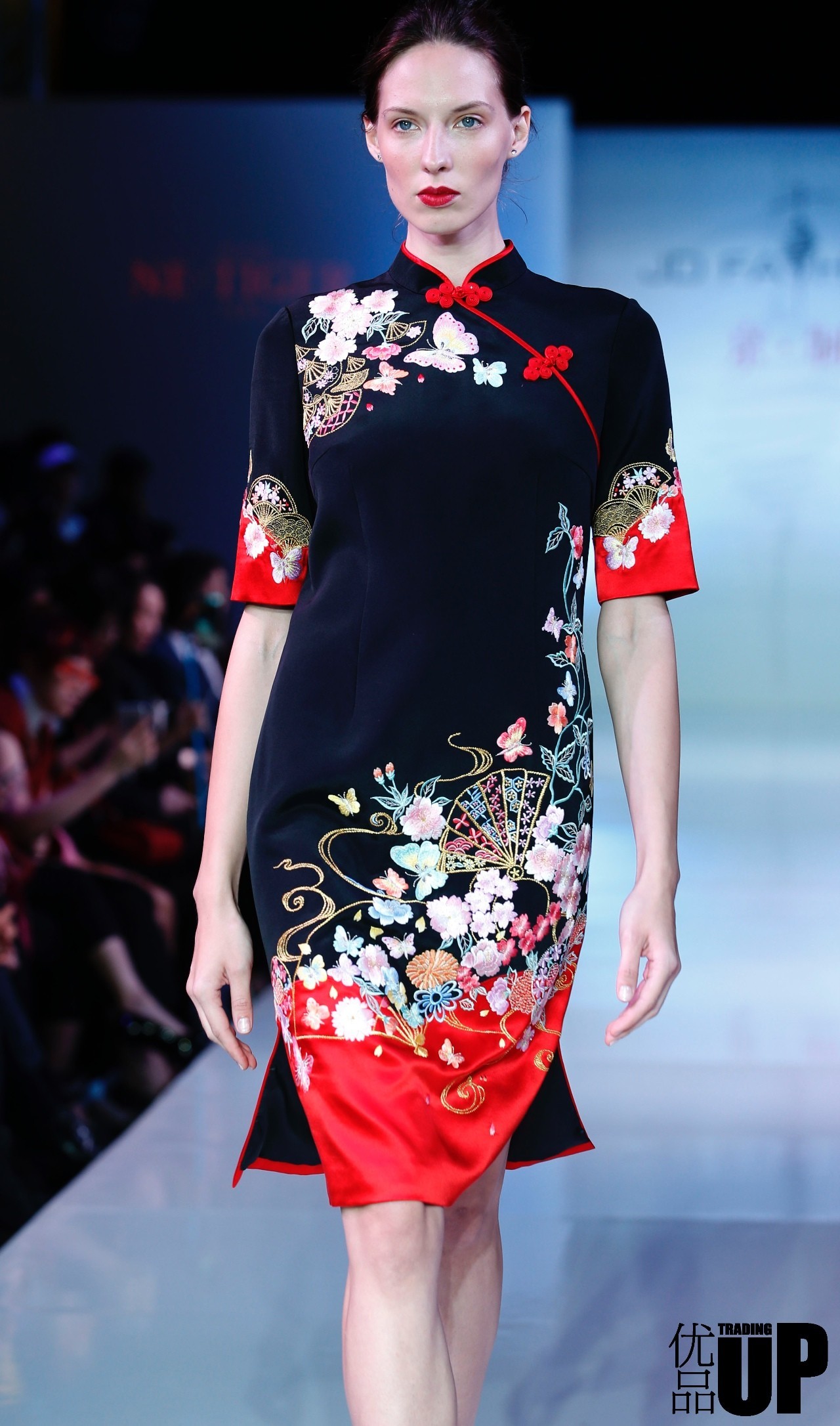 京制华服惊艳伦敦中国定制享誉全球——NE·TIGER高级成衣定制京东旗舰店上线伦敦发布会