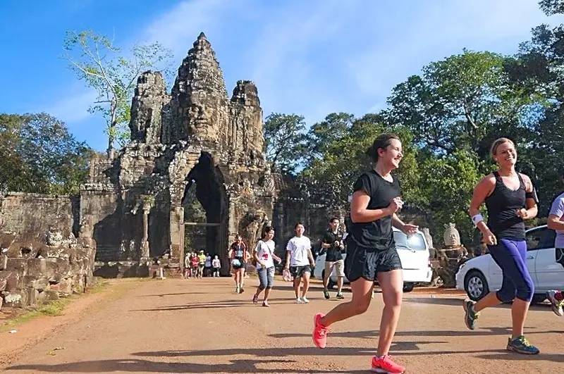 去跑马岭需要带什么东西,去跑马场骑马注意事项