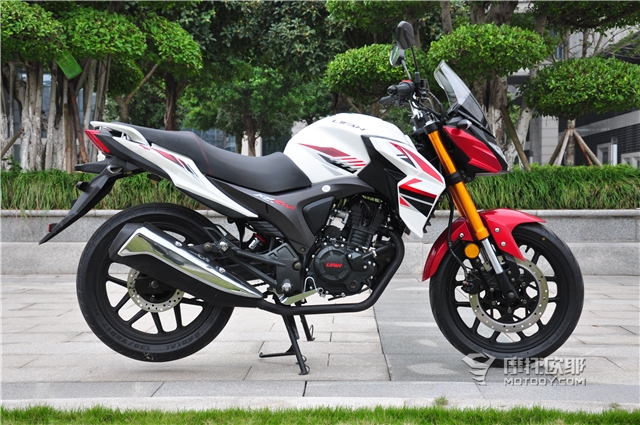 力帆kps150和kpt150区别,力帆kps150和春风150