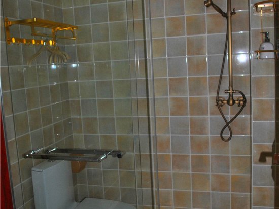 庐山风景区酒店攻略,去庐山西海住哪个酒店最舒服