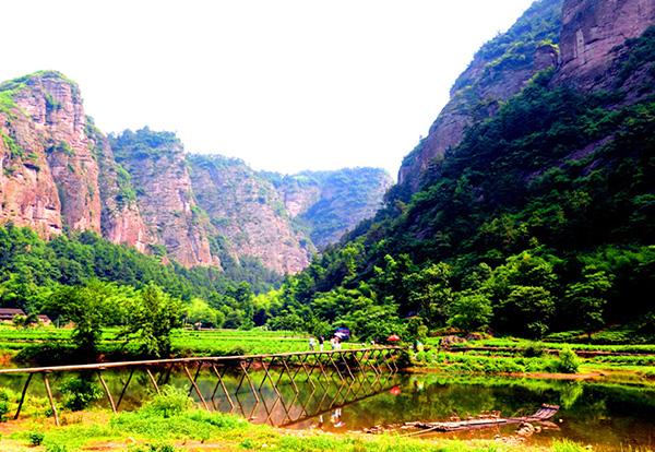 浙江新昌玻璃栈道,浙江玻璃栈道景区