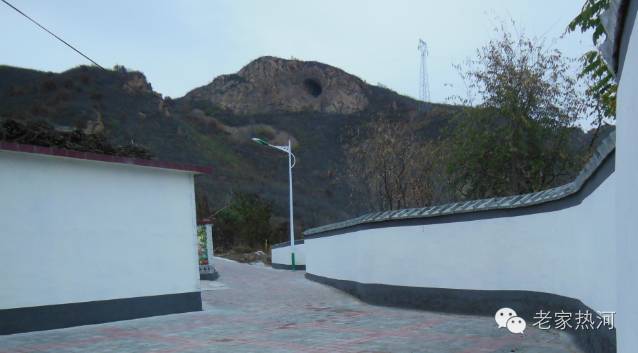 鞍匠黑沟门，美的不成样子