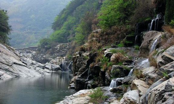 大别山中大金寨，这23个乡镇貌美如花，十一你不来？