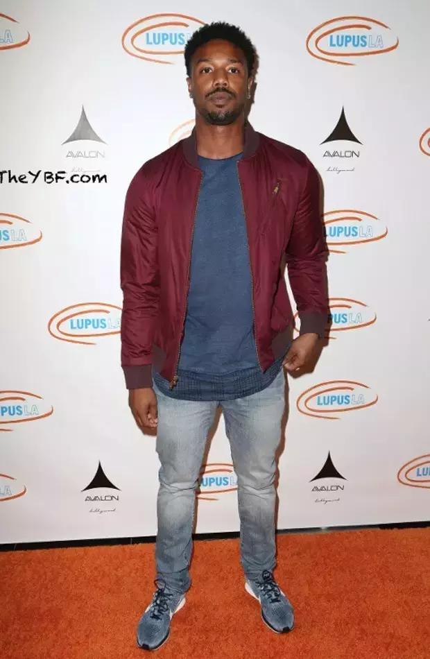 欧美高级感球鞋穿搭,明星们的球鞋穿搭