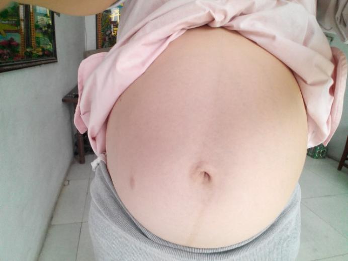 怀孕已经29周了感觉肚子好小,27周肚子发硬是宫缩吗