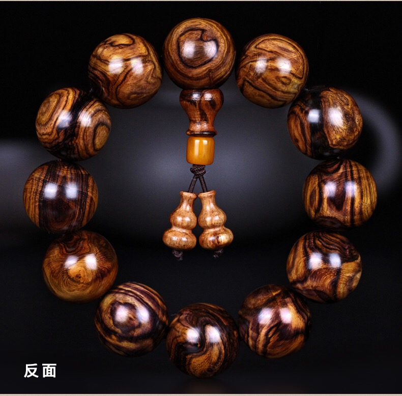 手串开裂怎么办,竹节手串的竹节开裂有什么说法吗