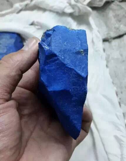 青金石珠宝值得买吗,青金石的珠宝怎么样