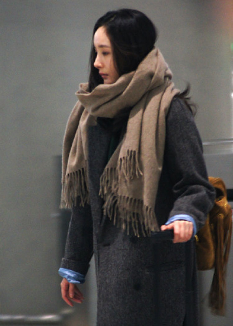 （女）汉纸！围上这条围巾，你就是大明星！