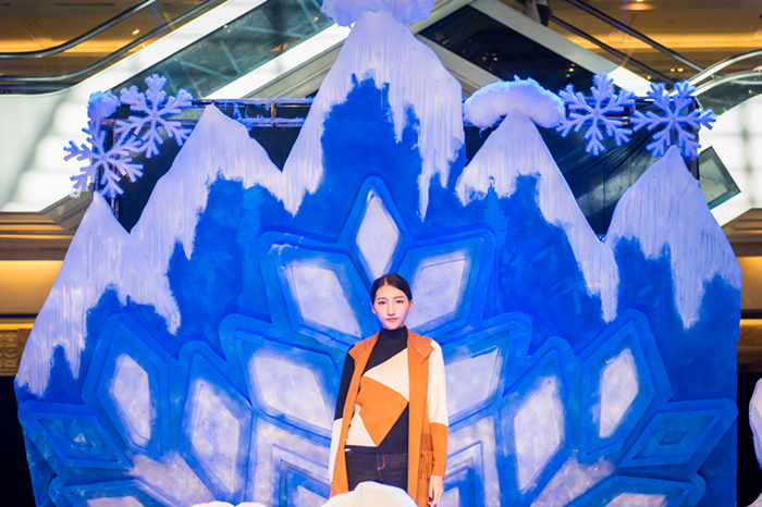 千年不遇风雪,百年不遇的高温