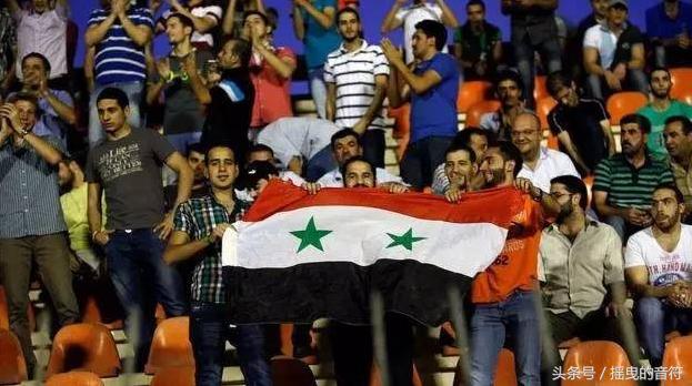 战火烧不毁的足球梦，国足们看了是否有触动？