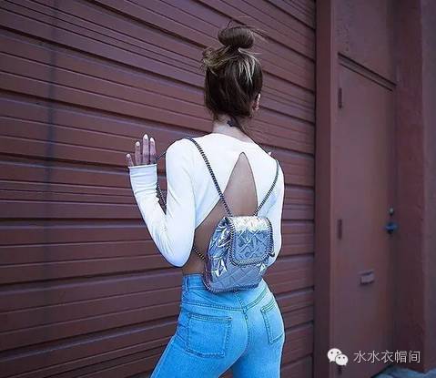 出门旅行比较轻的双肩包,出门玩的双肩包推荐