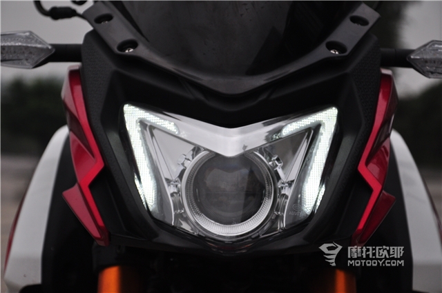 力帆kps150和kpt150区别,力帆kps150和春风150