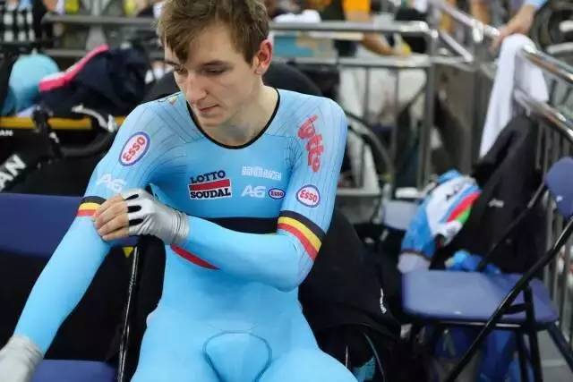 香港场地世界杯拾遗DIAO炸天连体骑行服巡礼