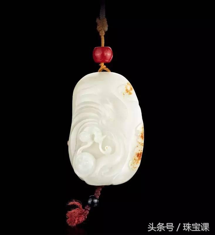 翡翠和玉的区别，看完再也不会傻傻的去买玉了！