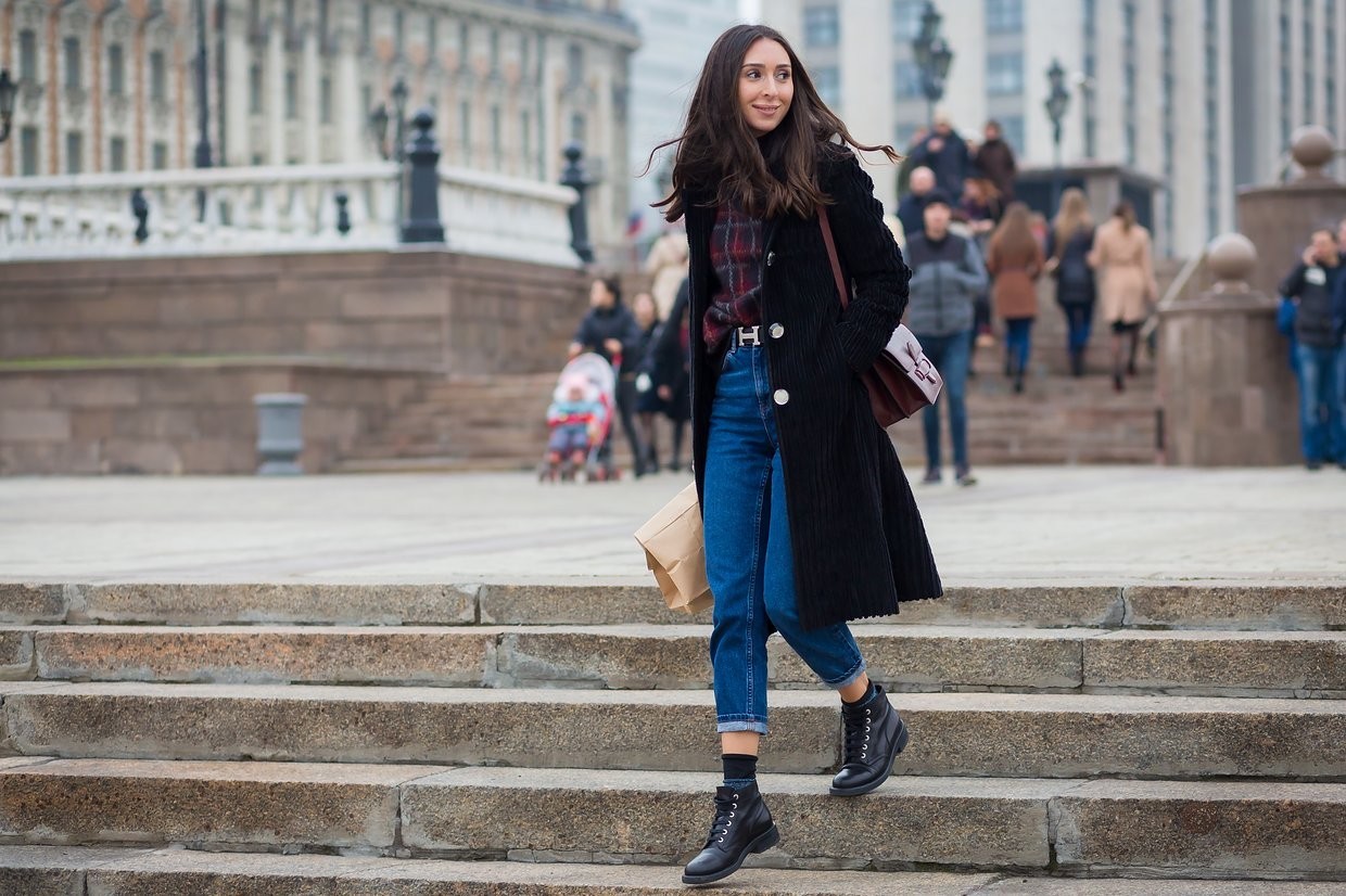 一双马丁靴两种形态,一双有质感的马丁靴