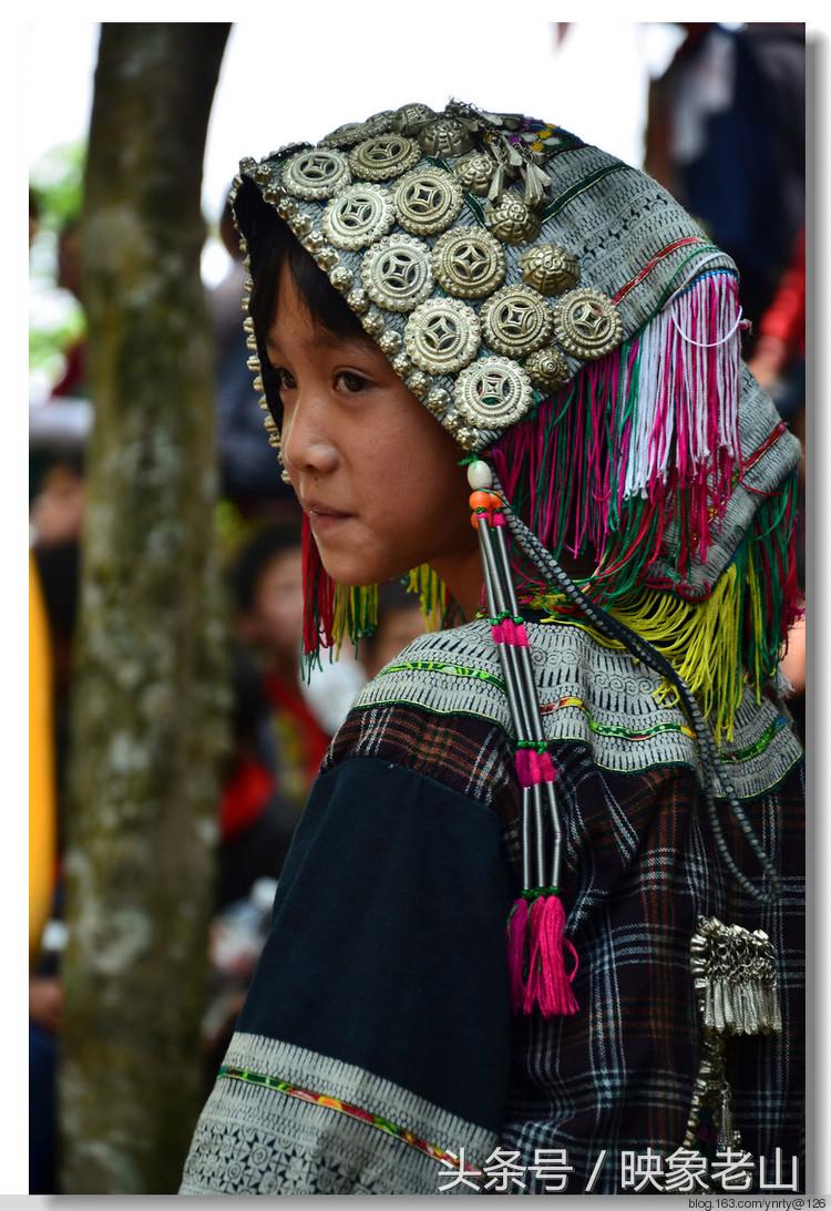 云南有个神秘的民族,云南深山里的原始部落女人