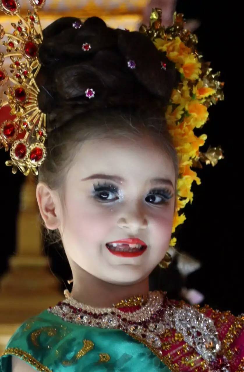 泰国怪异传统节日,水灯节是不是泰国的传统节日