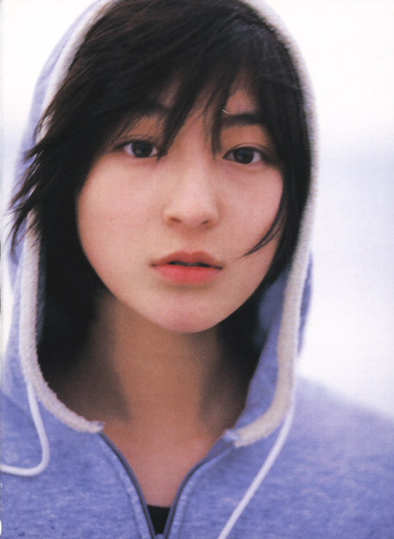 女明星不当演员能干吗？出书、拿大奖、走上人生巅峰不是不可能！